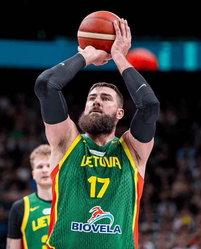 九游体育平台-包含赛后法兰克福备战NBA季后赛；手感冰凉细节曝光；管理层满意；控场能力受关注的词条