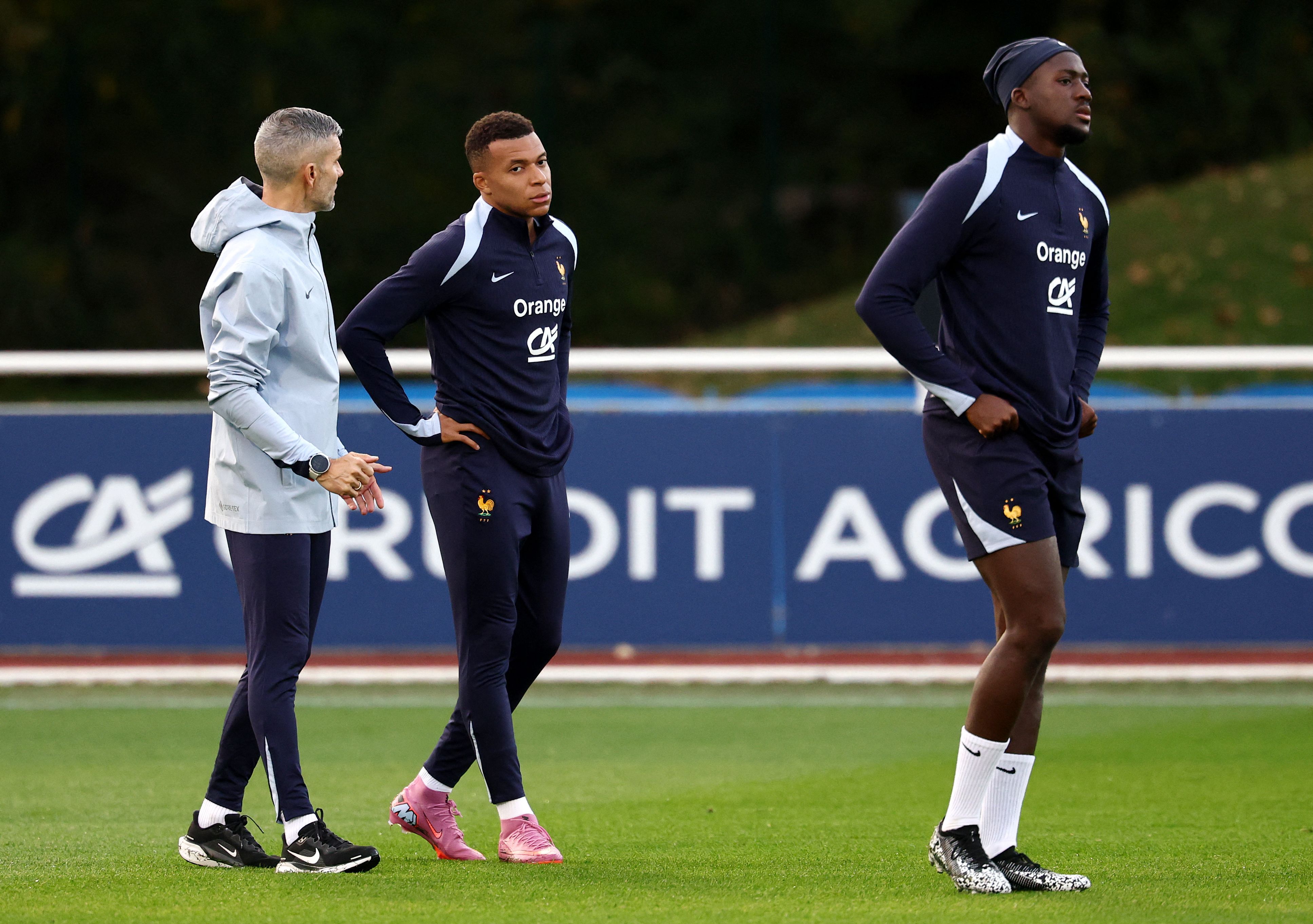 关于窗口期法国杯焦点战，纽约尼克斯刷新队史纪录，质疑声仍在，控场能力受关注的信息