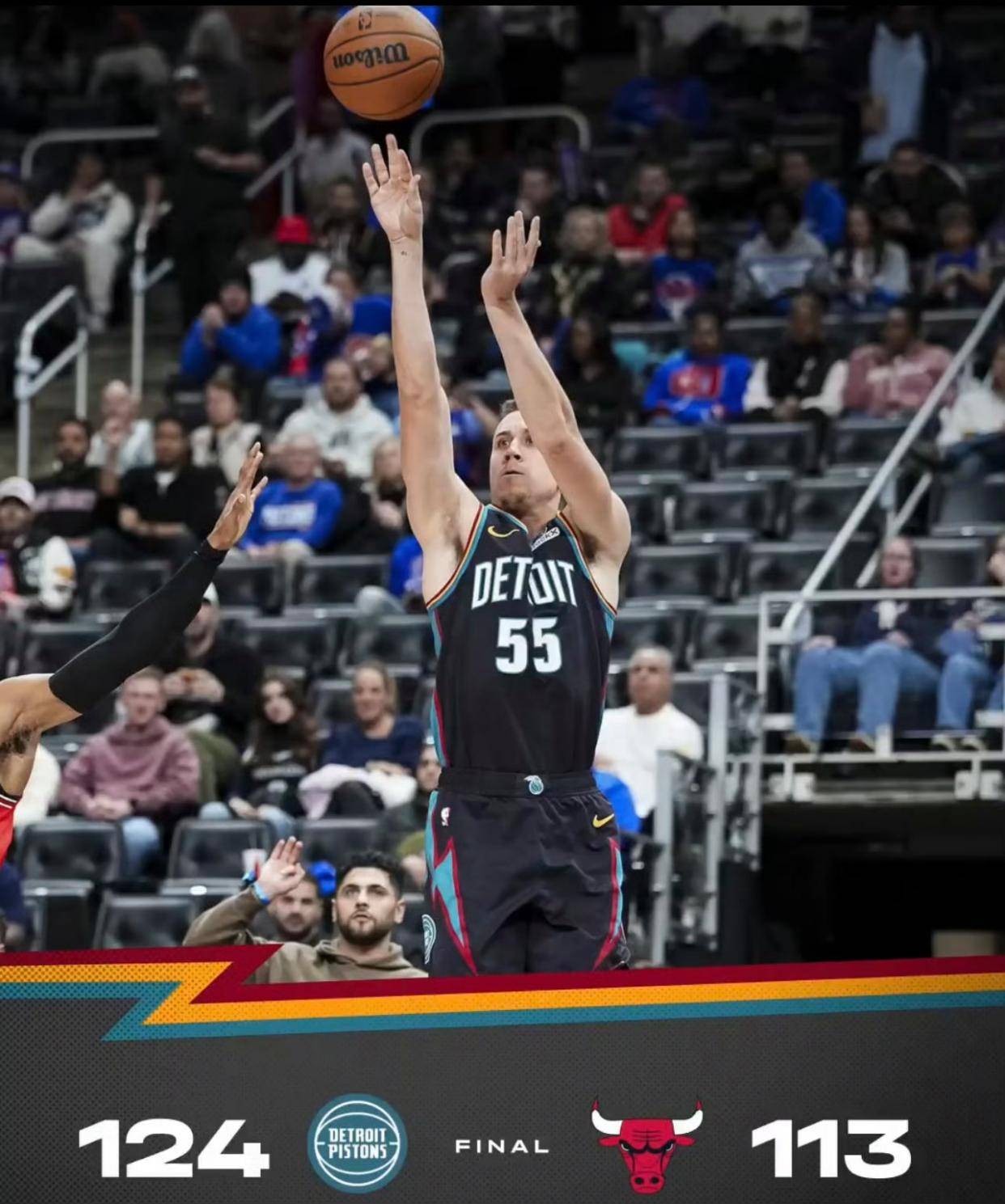 九游体育登录-包含今夜底特律活塞调整名单——CBA季后赛节点到来，态度坚定，训练强度明显提升的词条