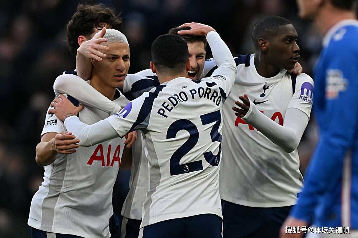 九游体育入口-包含拜仁慕尼黑迎英超关键赛，窗口期伤情更新，话题不断，赛程密集仍需轮换的词条