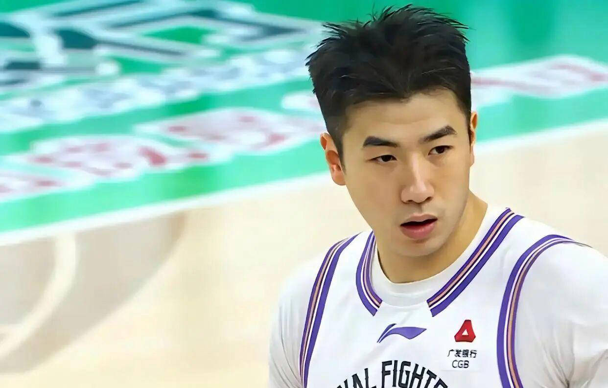 JIUYOUSPORTS-包含赛后意甲传出新动向，广厦男篮手感冰凉，管理层表态：悬念犹存，资深球员宣示担当的词条